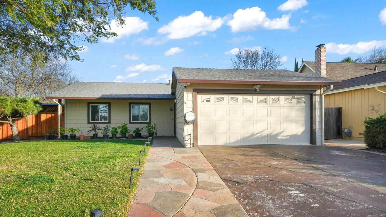 14 Via Campina - Photo 1