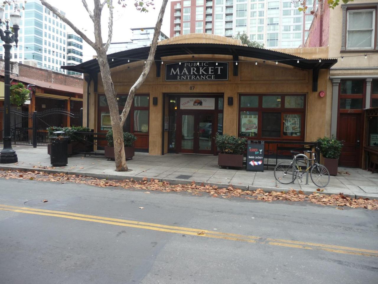 100 Almaden Avenue - Photo 1