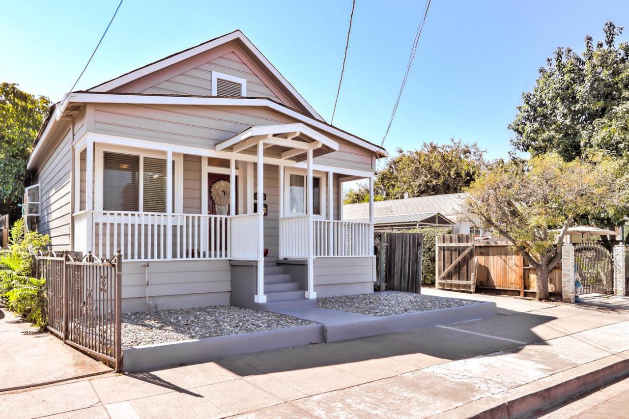 1175 Palm Street - Photo 1