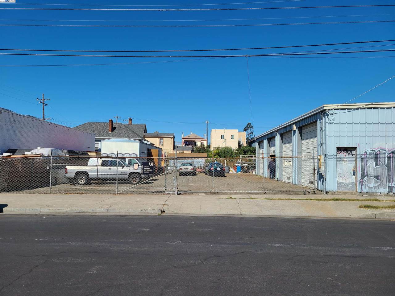 1025 8Th Ave - Photo 1