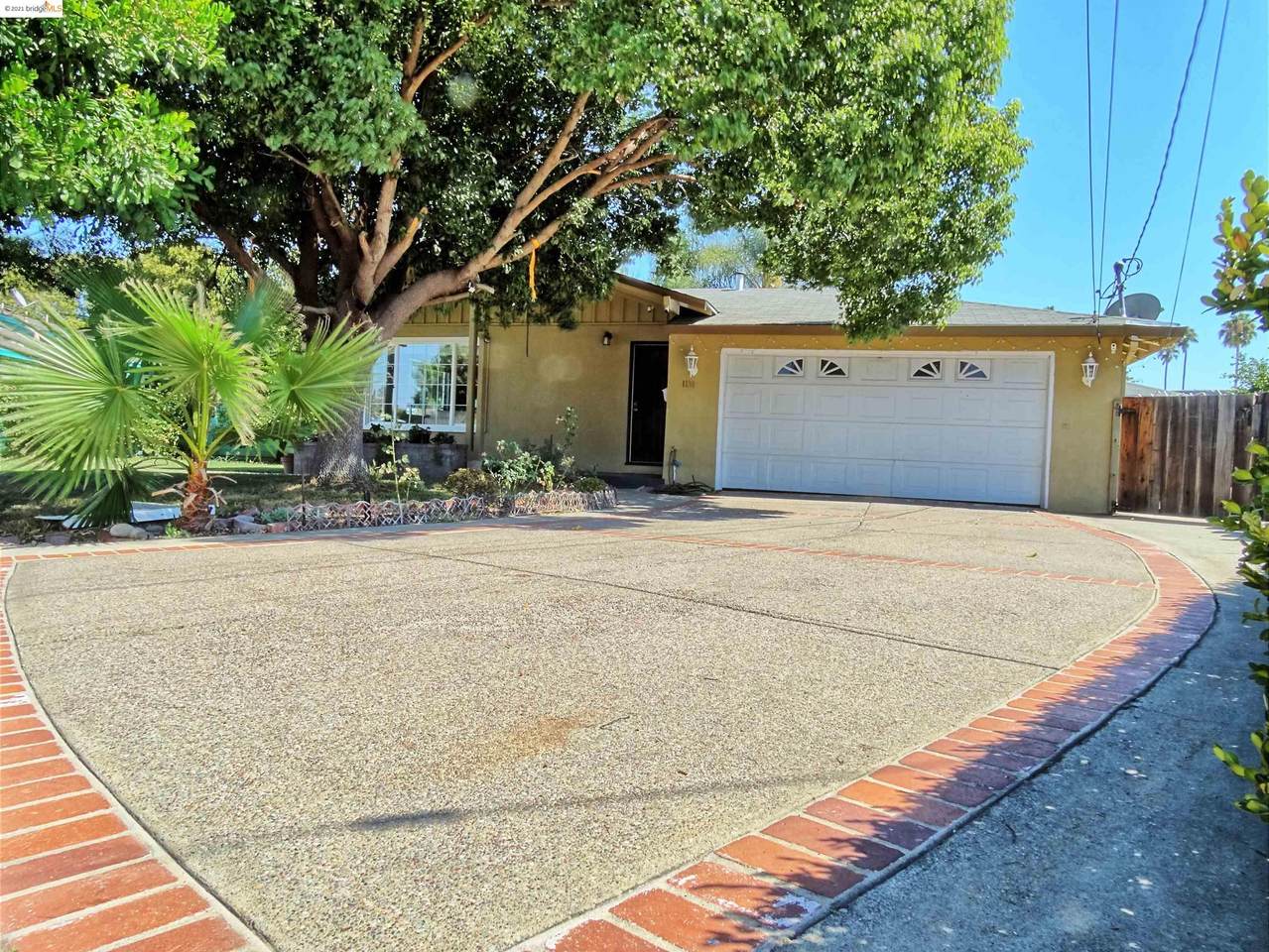 1134 Lovell Ct - Photo 1