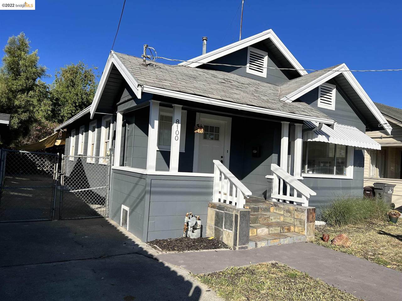 8100 Iris St - Photo 1