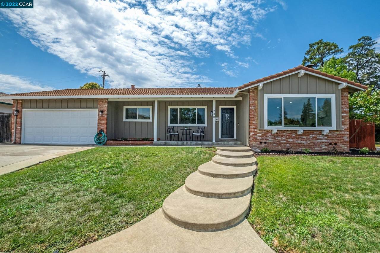 1738 Clinton Dr - Photo 1