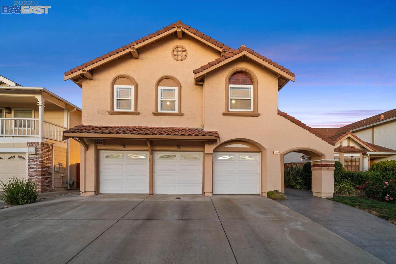 35668 Goldsmith Dr - Photo 1