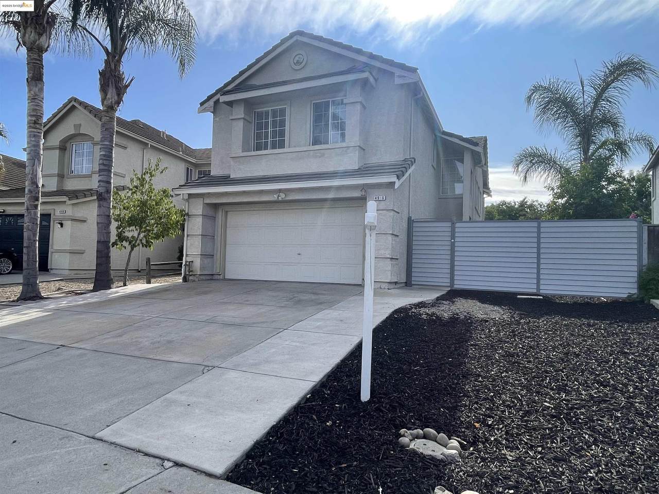 4906 Waterford Way - Photo 1