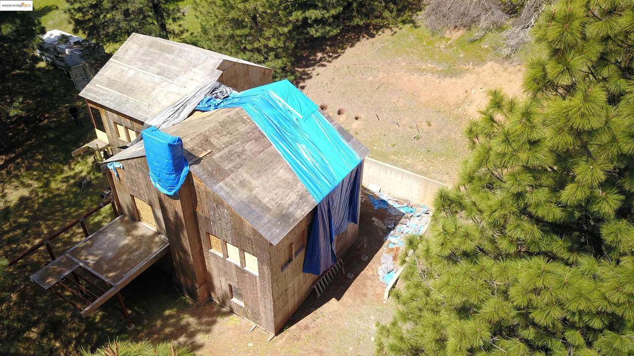 20121 Manzanita Way - Photo 1