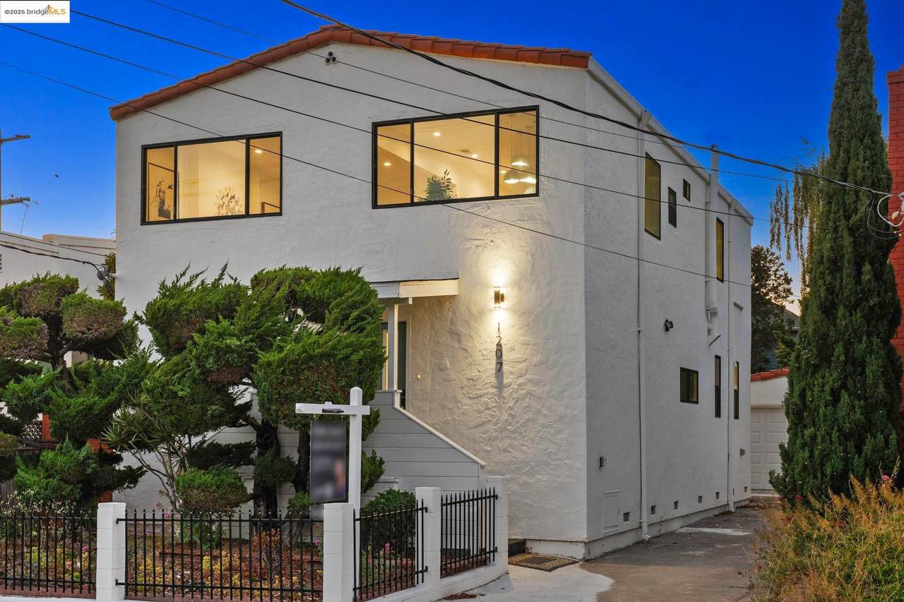 1207 Cedar St - Photo 1