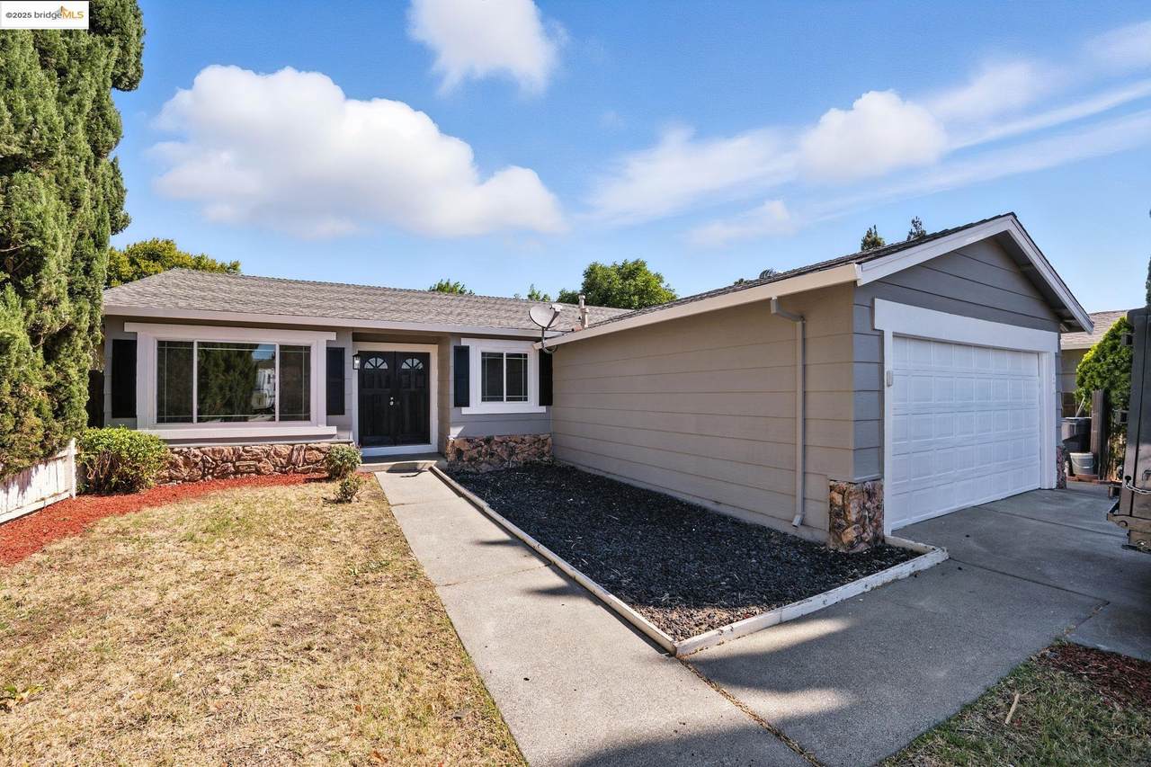 96 Coral Ln - Photo 1