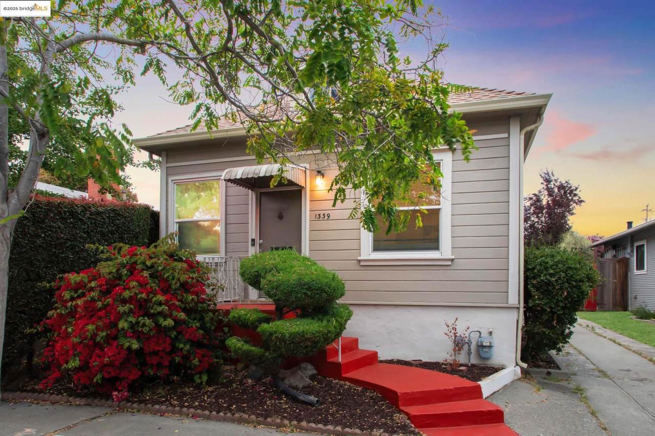 1339 Kains Ave - Photo 1