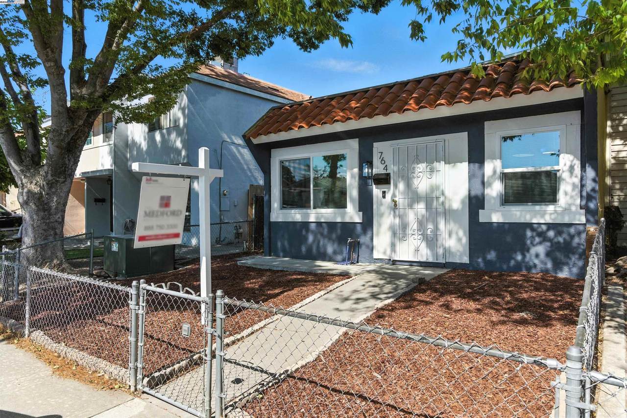 764 Sequoia Blvd - Photo 1