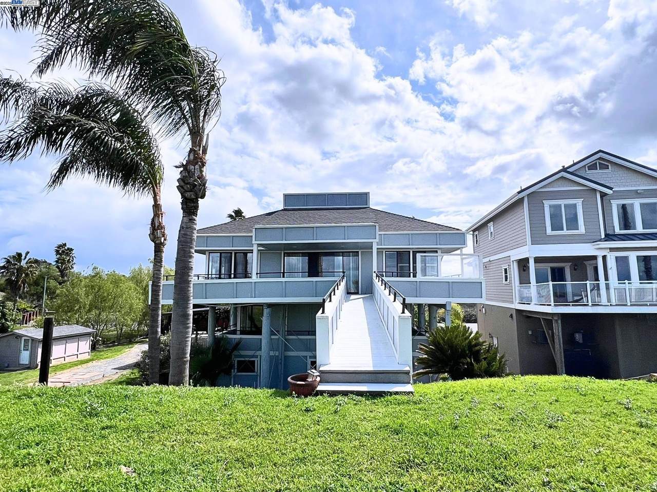 3147 Willow Rd - Photo 1