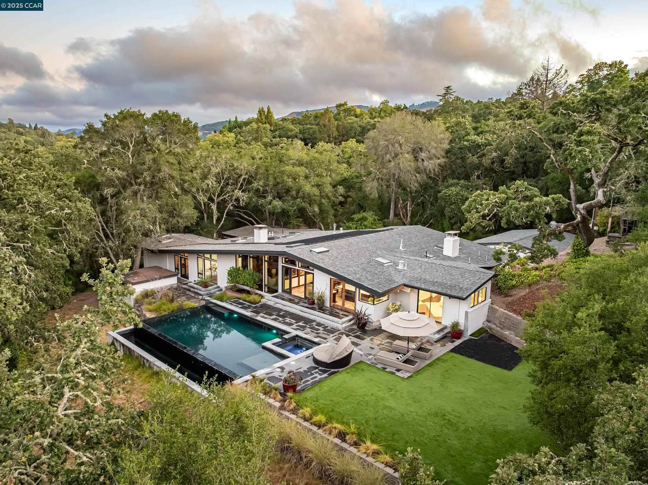 8 Oak Arbor Rd - Photo 1