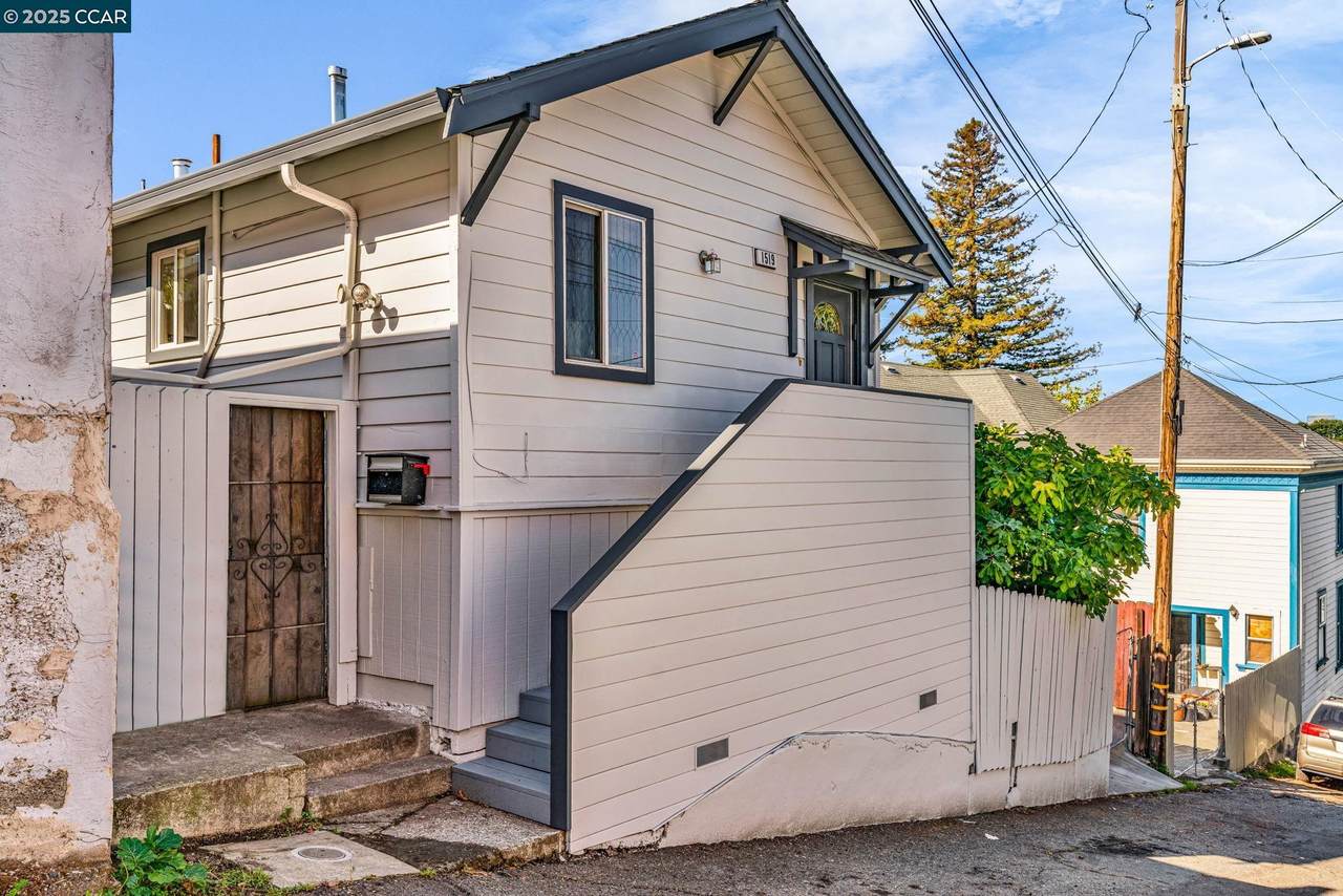 1519 Commerce Way - Photo 1