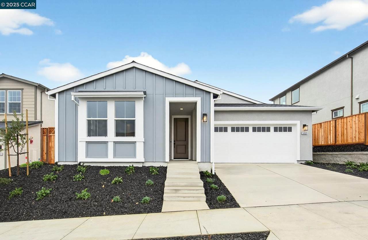 5609 Majestic Oak Way - Photo 1