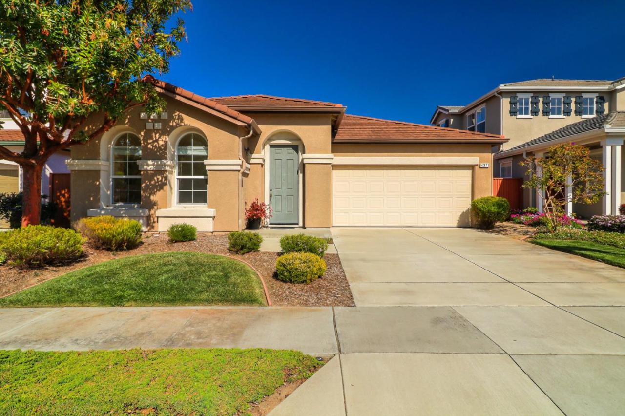 4371 Shoreline Court - Photo 1