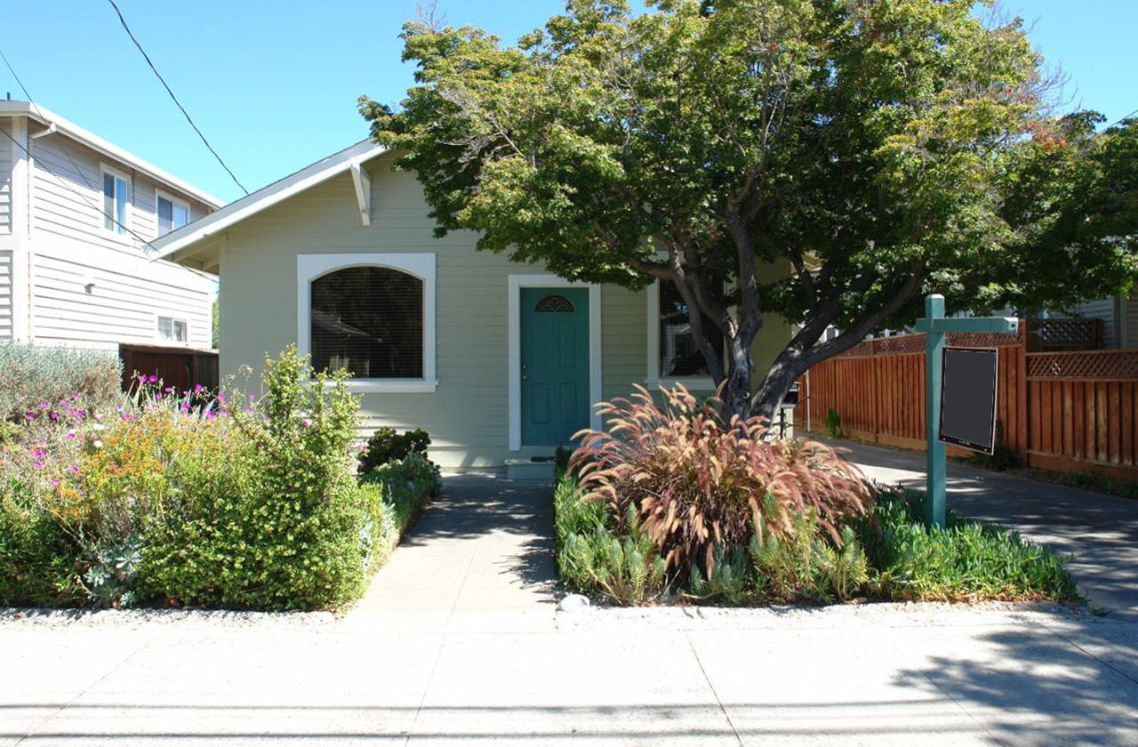 495 Coe Avenue - Photo 1
