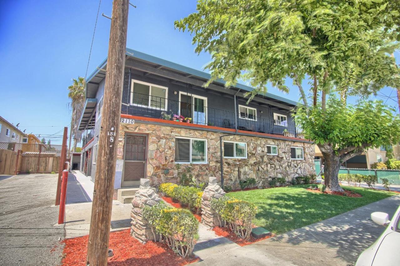 2110 Sahara Way - Photo 1