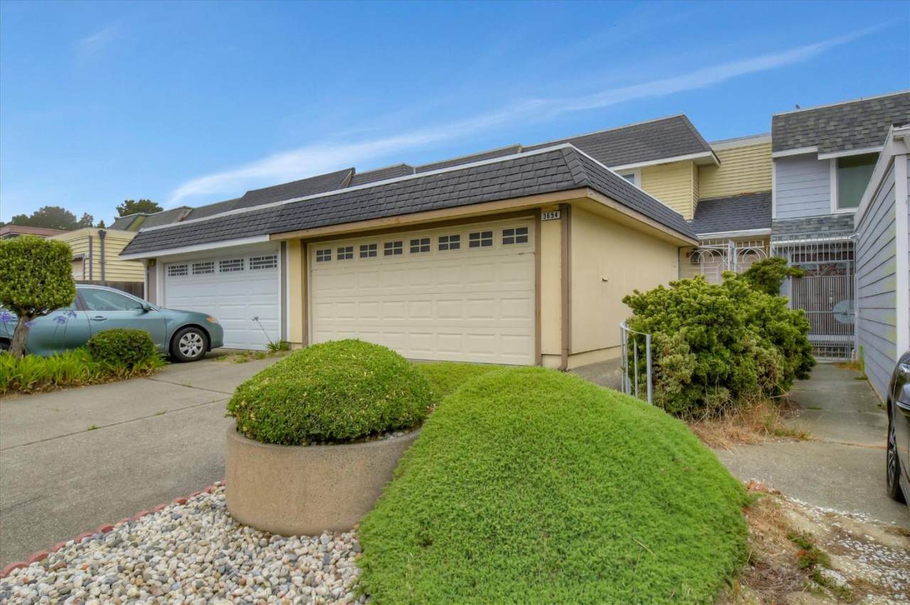 3654 Georgetown Court - Photo 1
