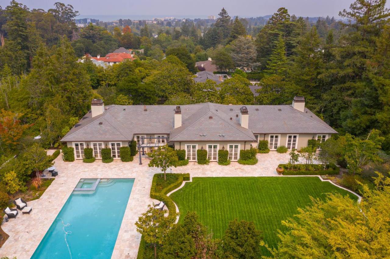 25 Downey Way - Photo 1