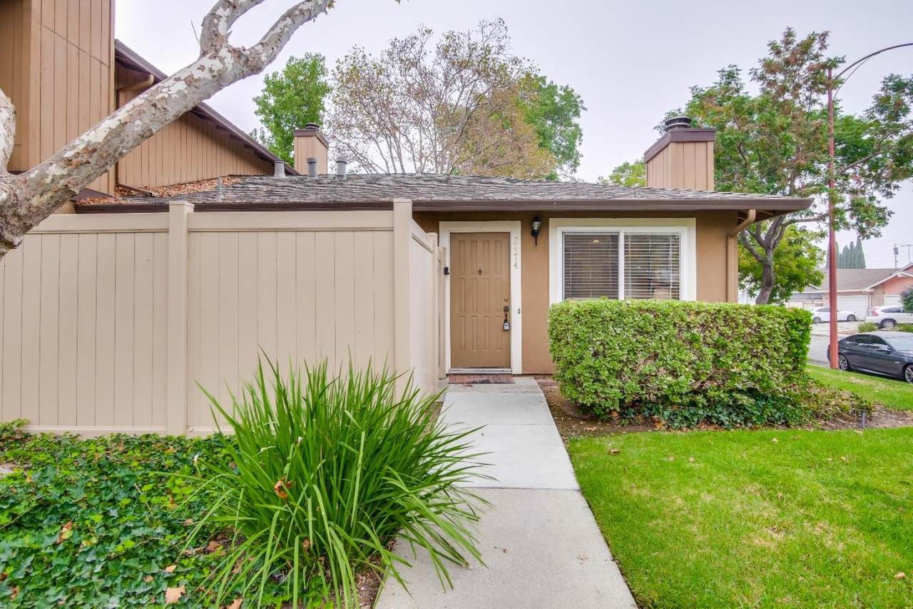 2474 Clear Spring Court - Photo 1