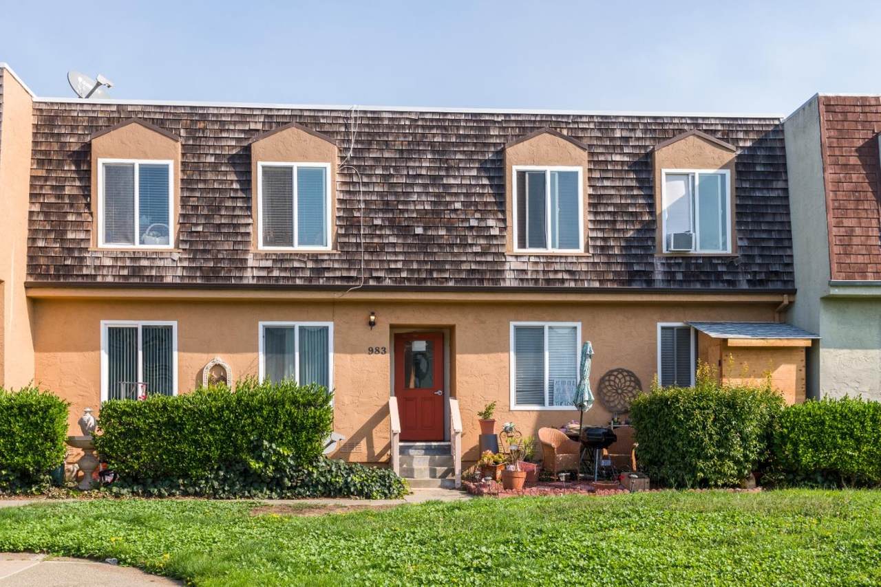 983 Brusco Way - Photo 1