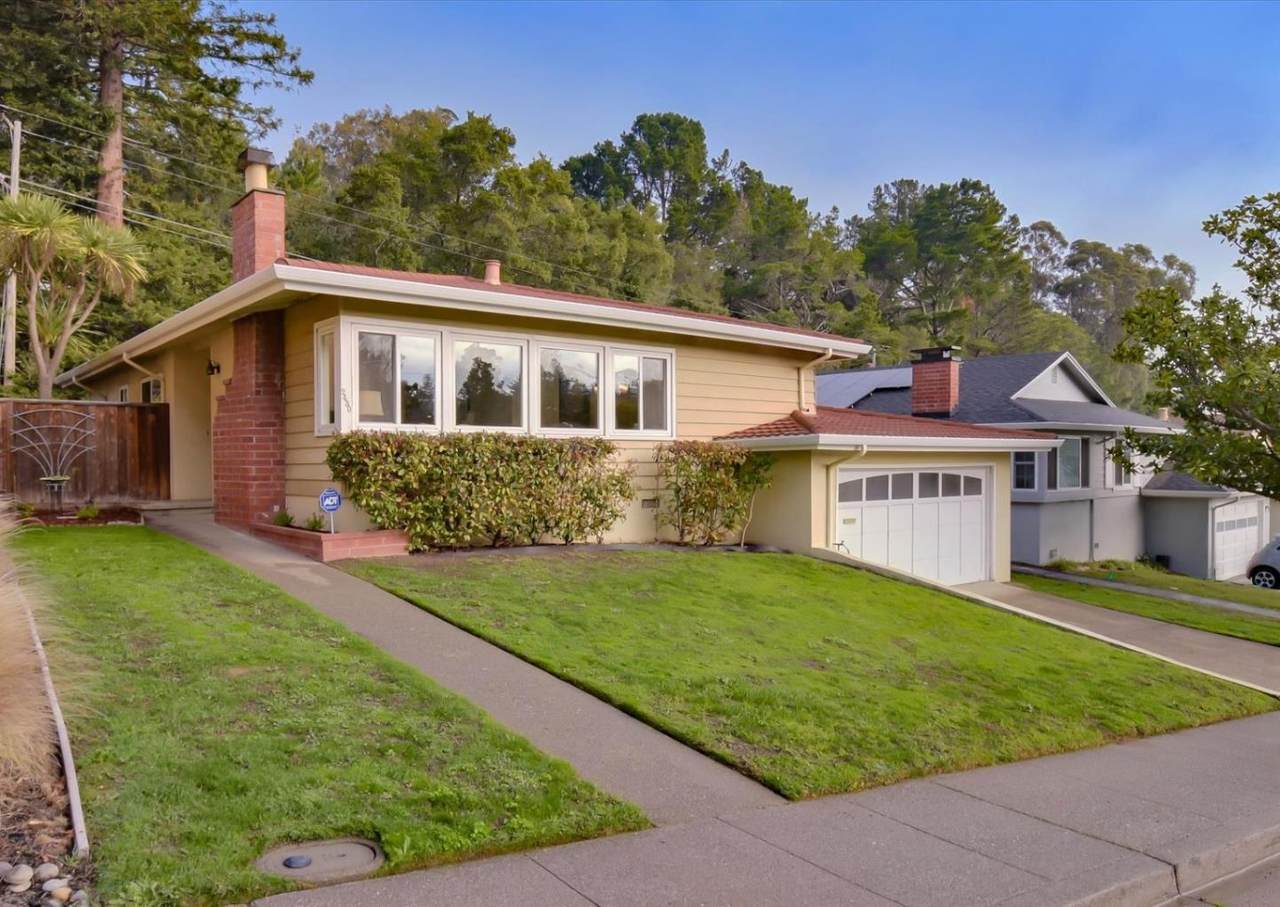 2430 Princeton Drive - Photo 1
