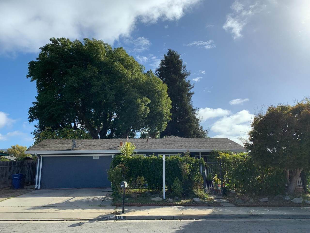 128 Lester Court - Photo 1