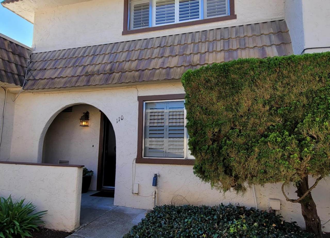 110 Villa Pacheco Court - Photo 1