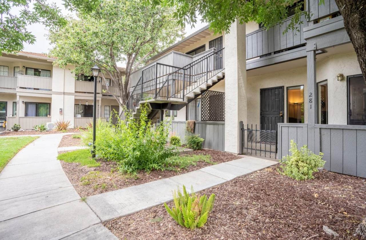 281 Kenbrook Circle - Photo 1