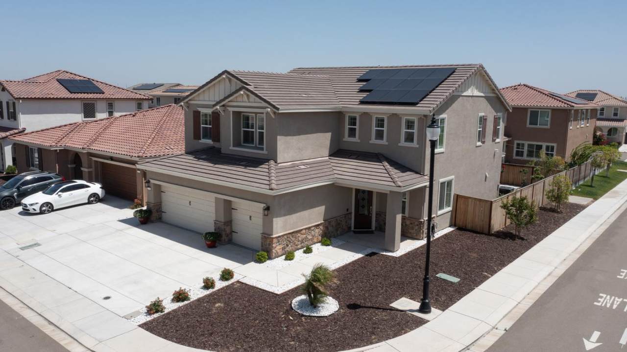 2198 Cavalry Avenue - Photo 1