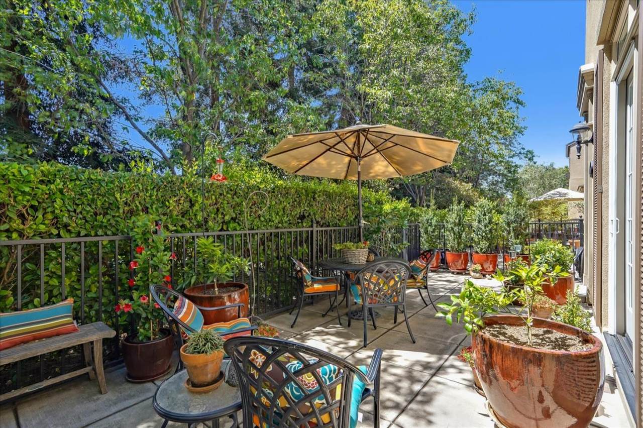 820 Georgetown Place - Photo 1