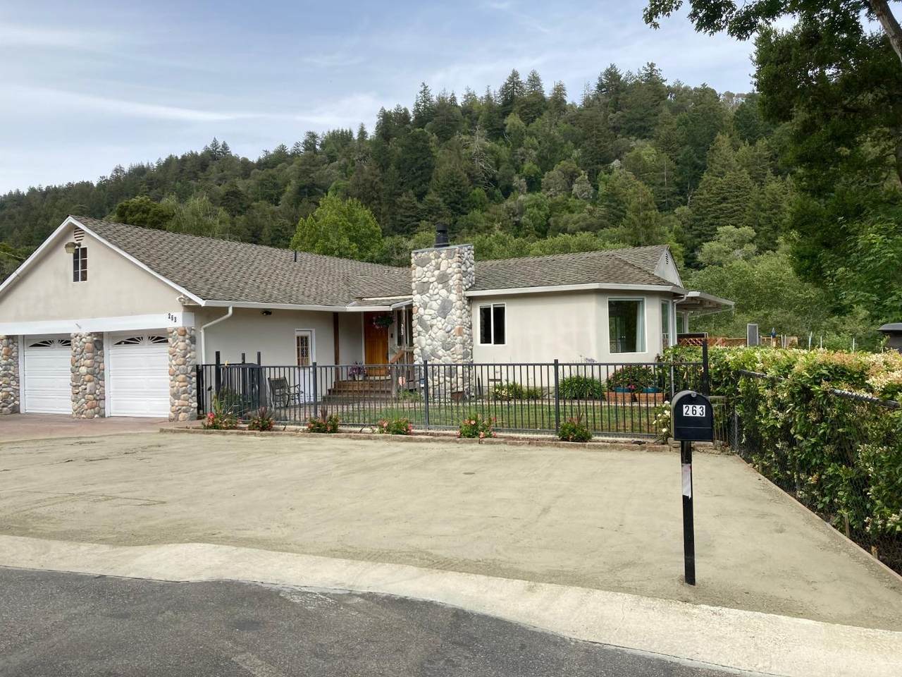 263 Coldbrook Lane - Photo 1