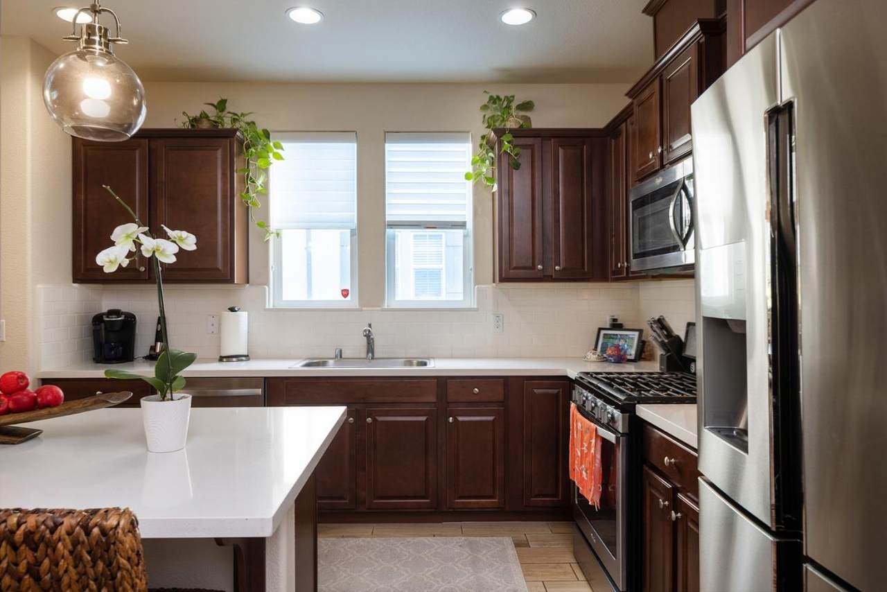13217 Thomas Lane - Photo 1