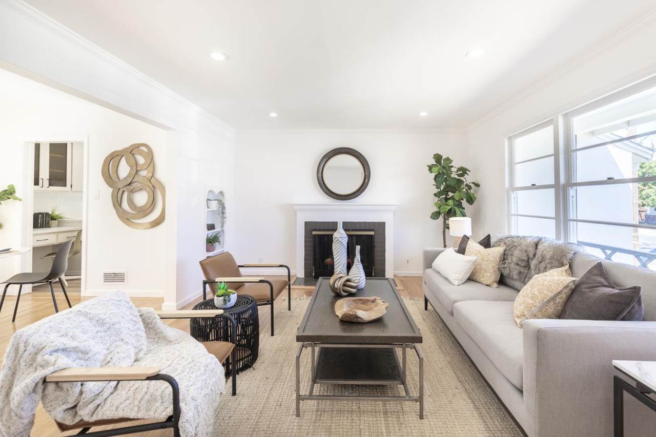 67 39th Avenue - Photo 1