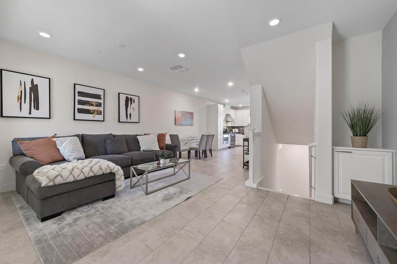 648 Autumn Meadow Drive - Photo 1