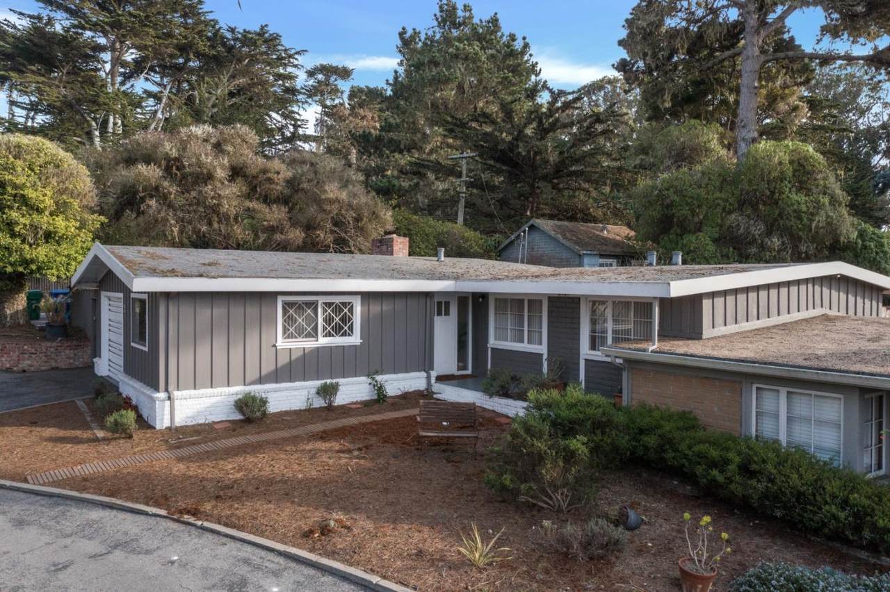 246 Grove Acre Avenue - Photo 1
