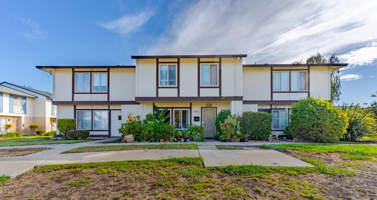 27496 Ponderosa Court - Photo 1
