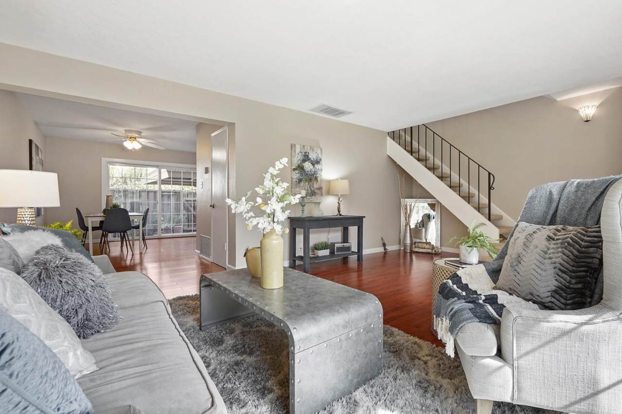 208 Litchi Grove Court - Photo 1