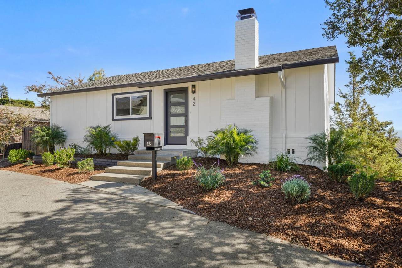42 Arch Lane - Photo 1