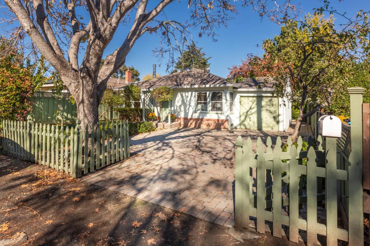 255 Donohoe Street - Photo 1