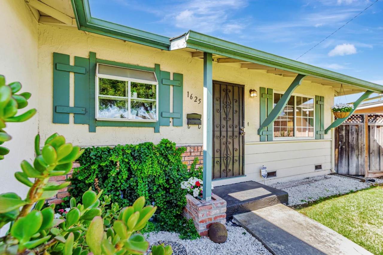 1625 Mount Herman Drive - Photo 1