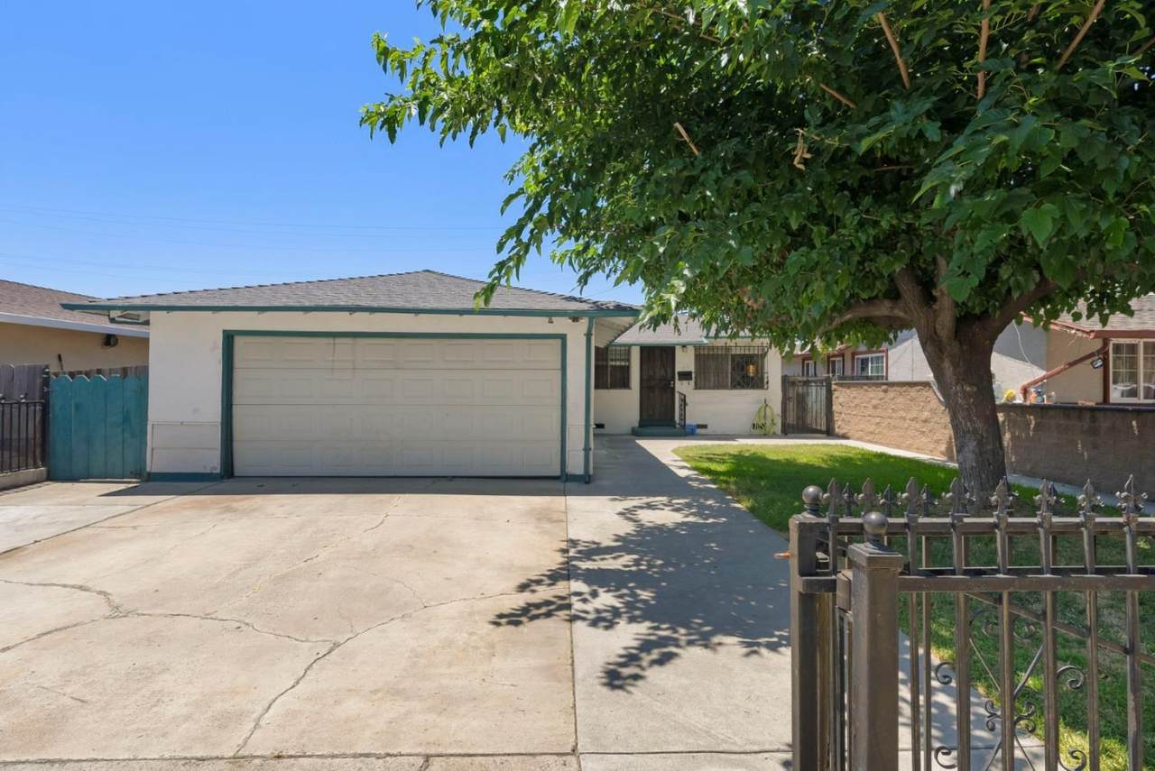 769 Peter Pan Avenue - Photo 1