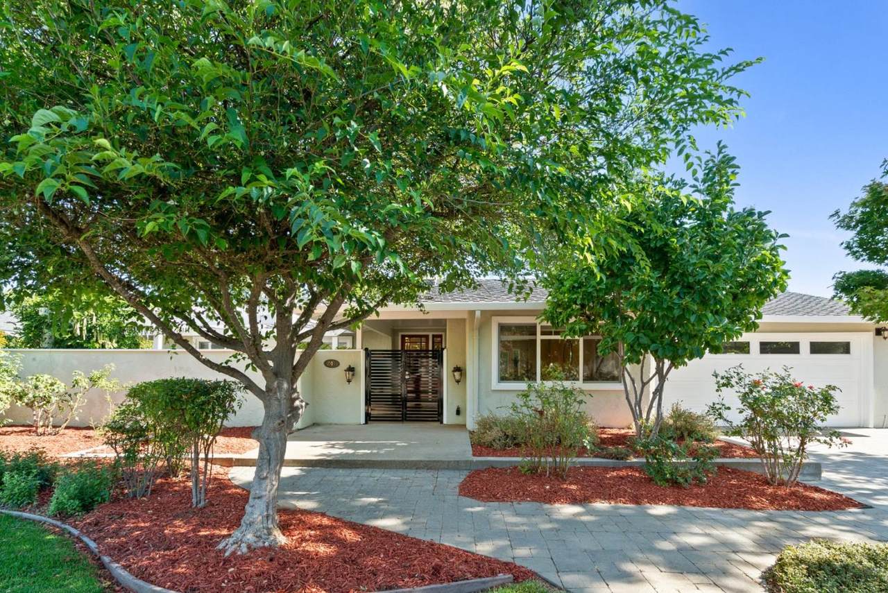 247 Marchmont Drive - Photo 1