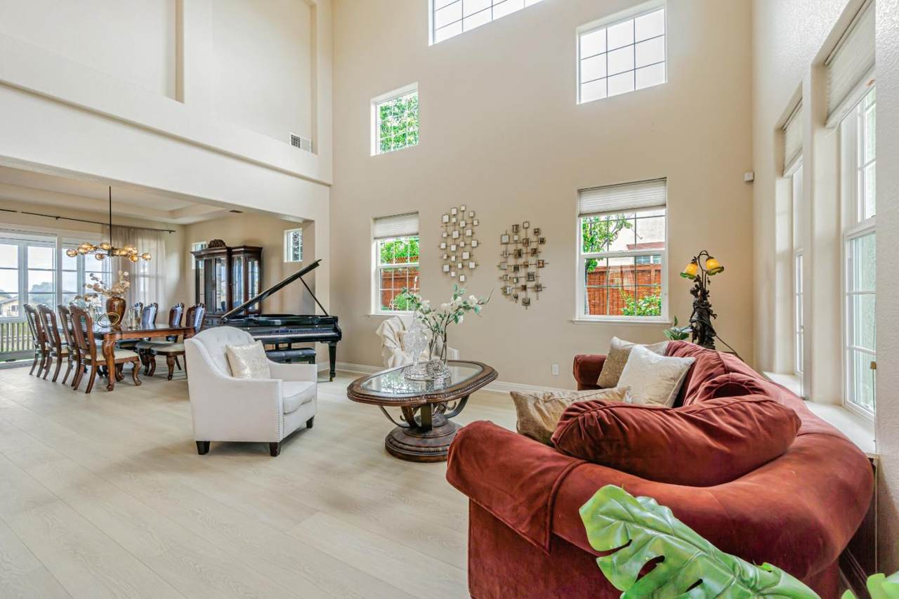 2852 Spanish Bay Drive - Photo 1