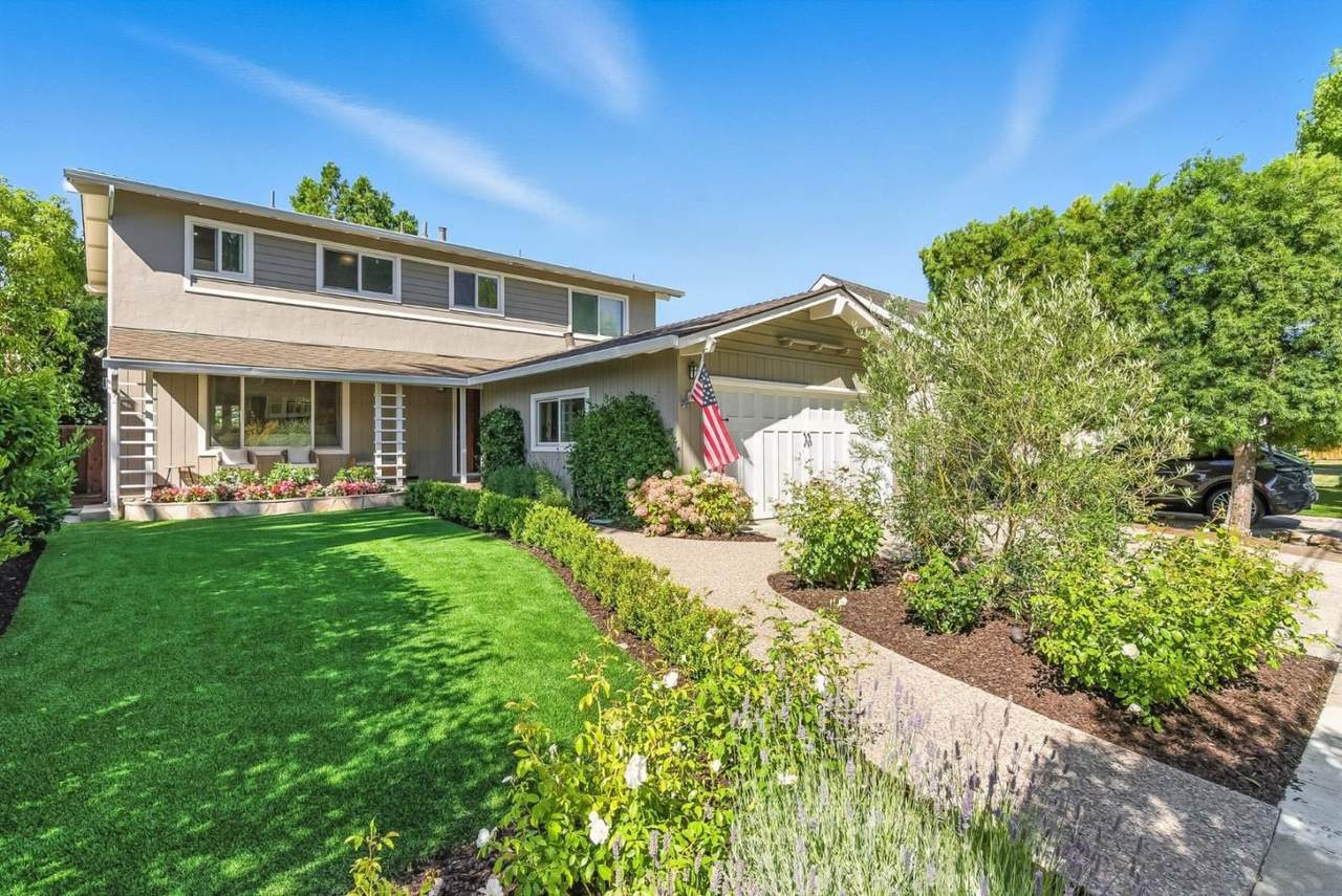 1427 Paloma Avenue - Photo 1