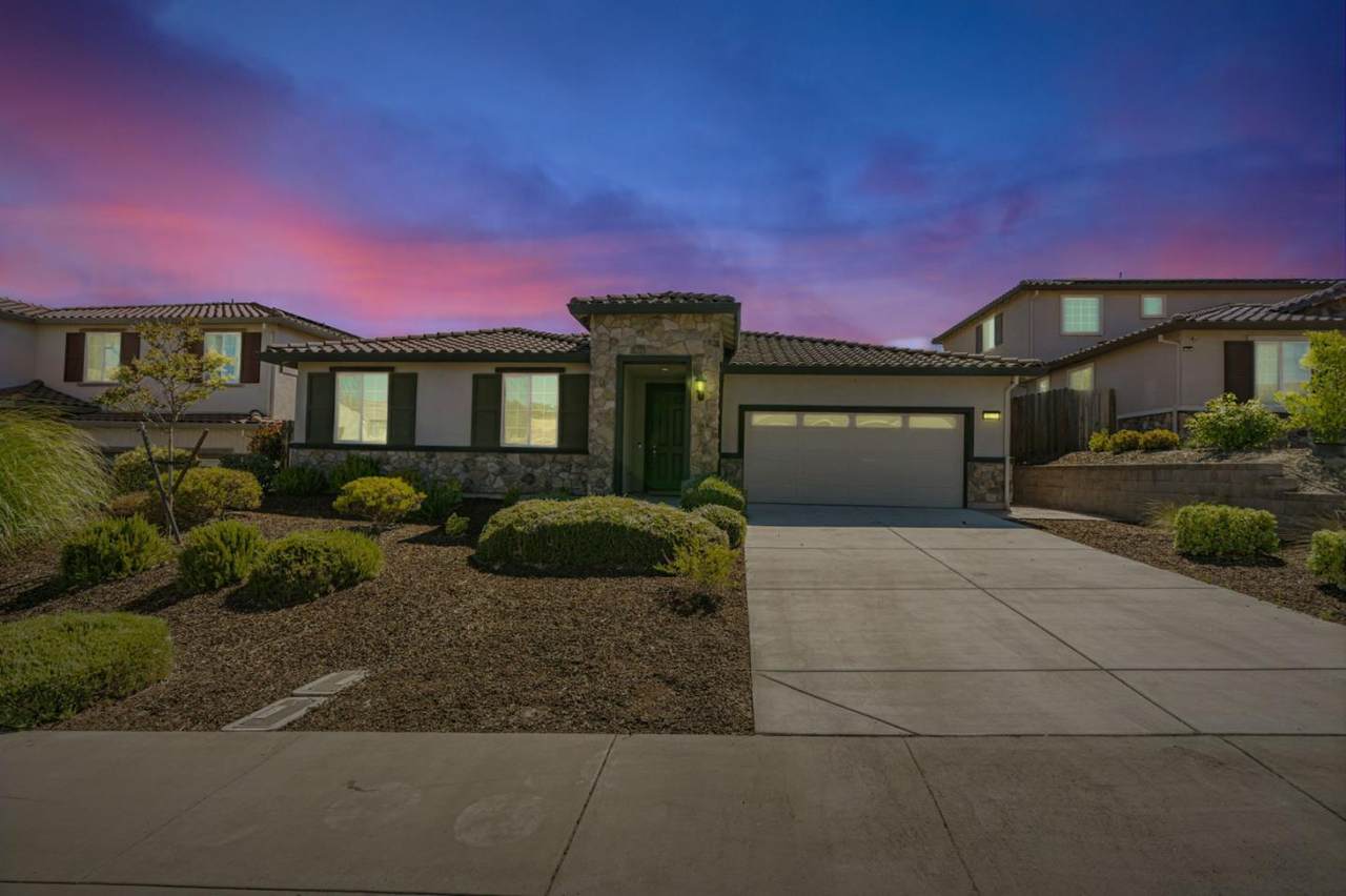 4563 Benton St - Photo 1