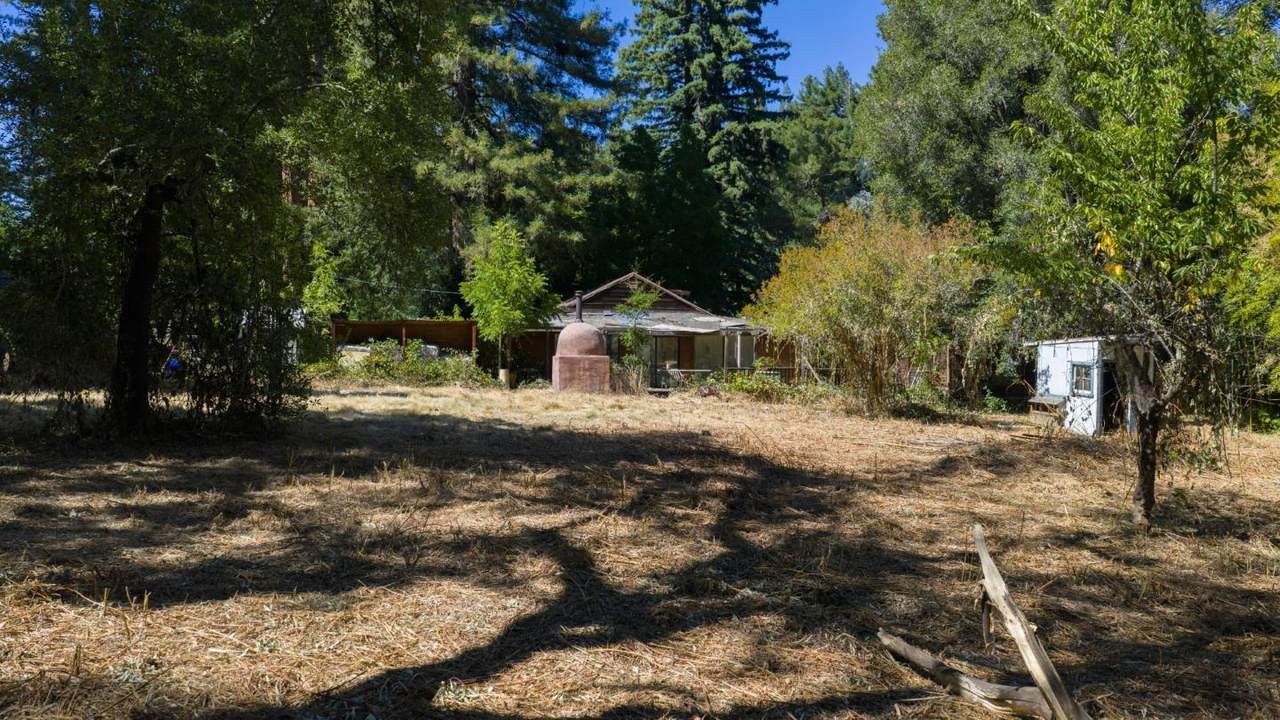 12670 East Street - Photo 1