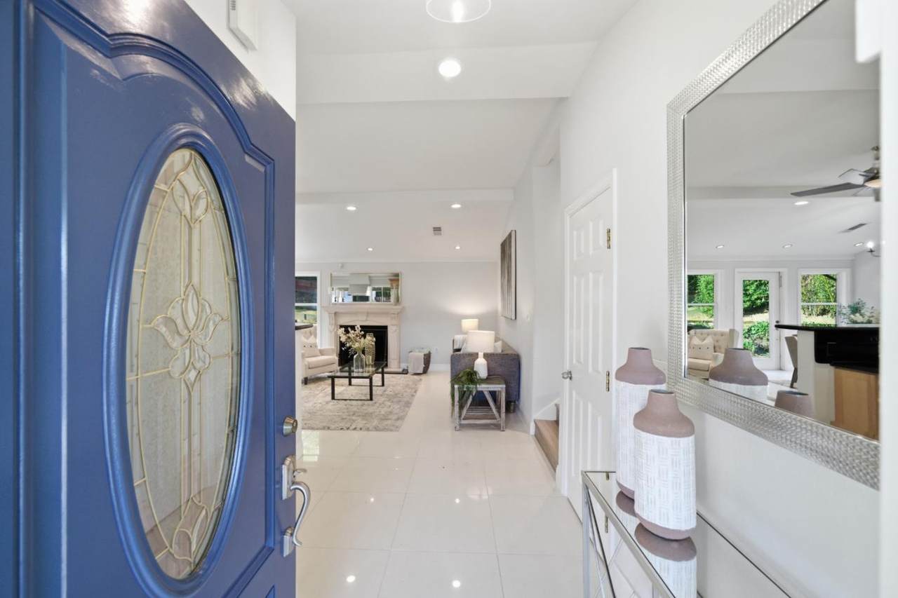 1723 El Verano Way - Photo 1