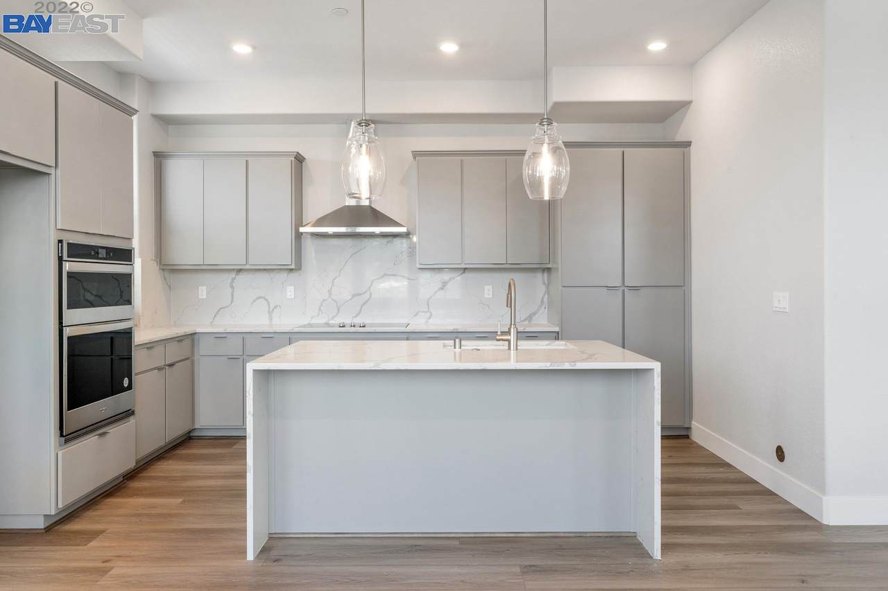 151 Waters Park Circle - Photo 1