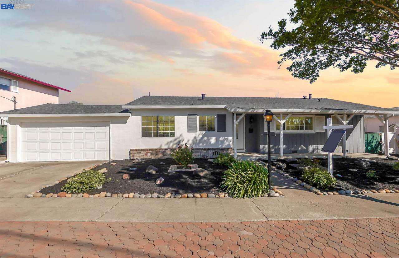 134 Turlock Way - Photo 1